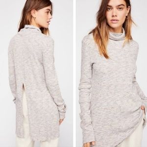 We the Free Stonecold Split Back Turtleneck Tunic Top Size Medium
